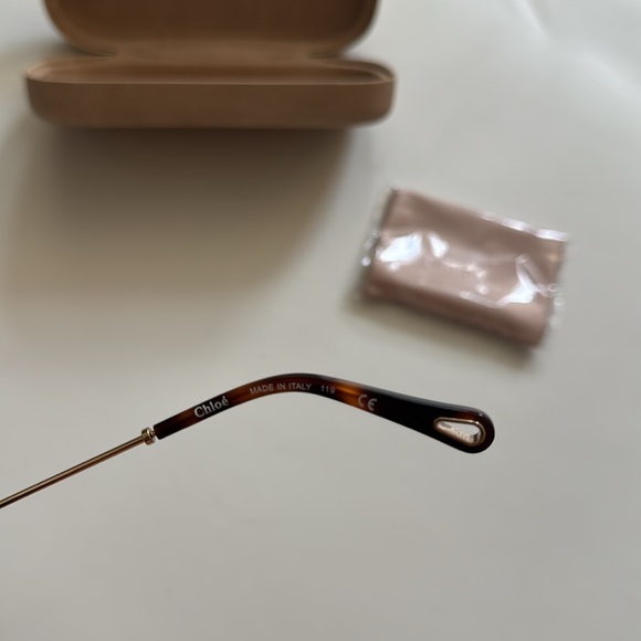 CHLOÉ
Poppy Love Heart-shaped Acetate And Gold-tone Sunglasses - Picture 4 of 5